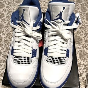 Jordan 4”motor sport” has a eBay authentication tag